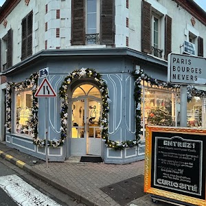 Curiosité place picture