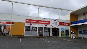 Le Boeuf Tricolore place picture