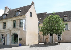Musée de la Loire place picture